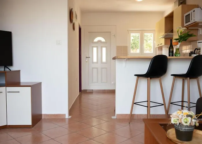 Alex Daire Sveta Marina